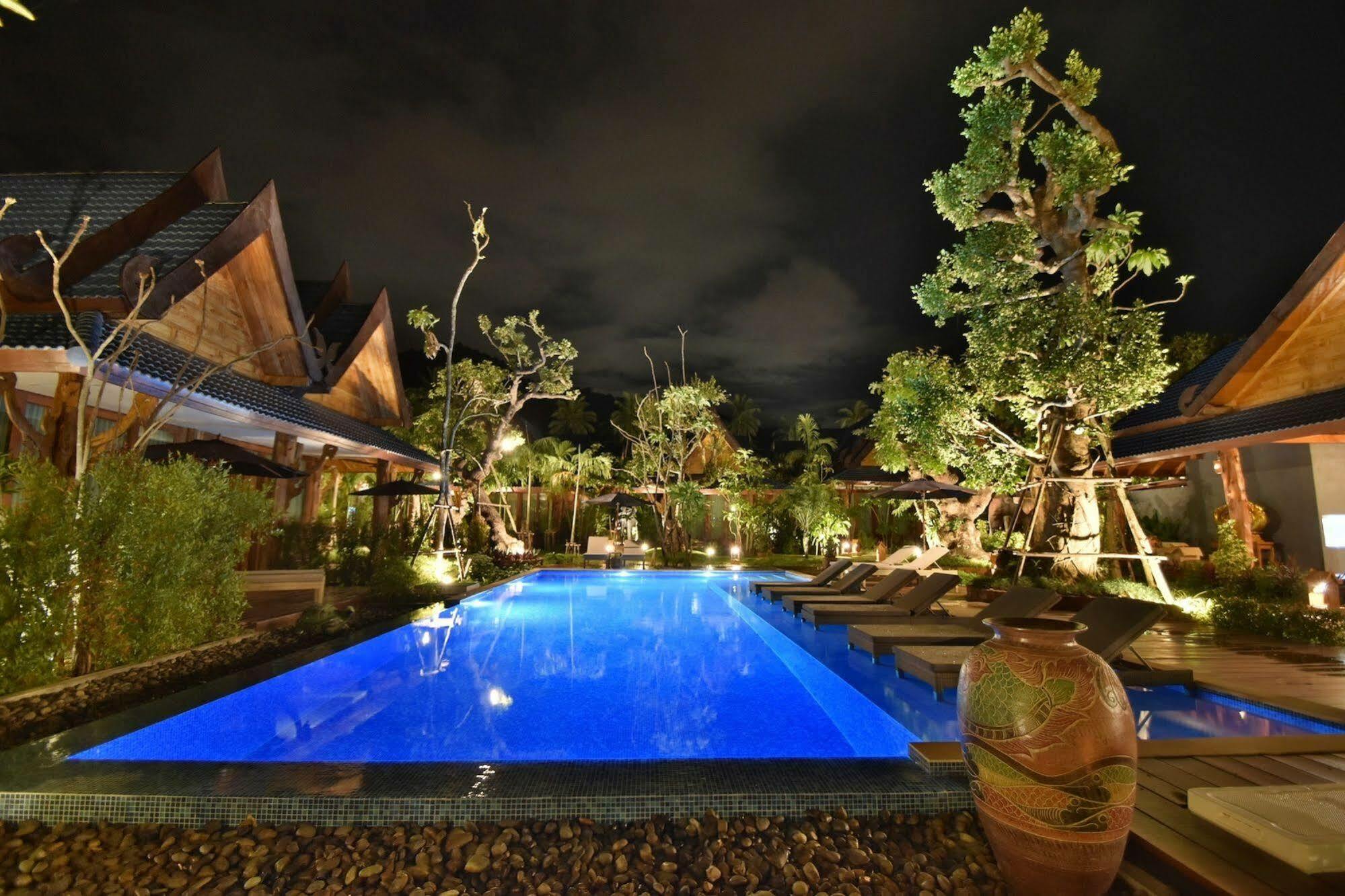 The Nine Thipthara Klongson Resort Ban Nong Thale Extérieur photo